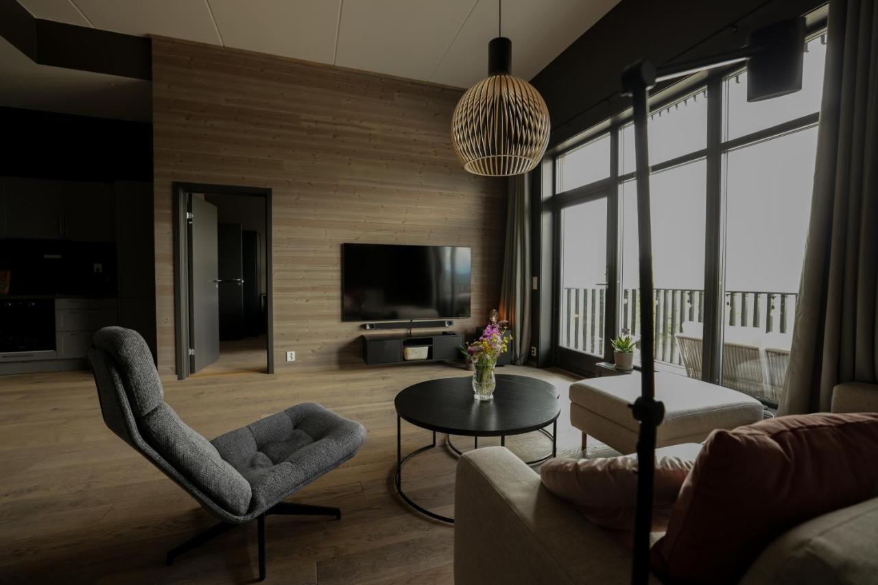 Elegant In Alpine Apartment *